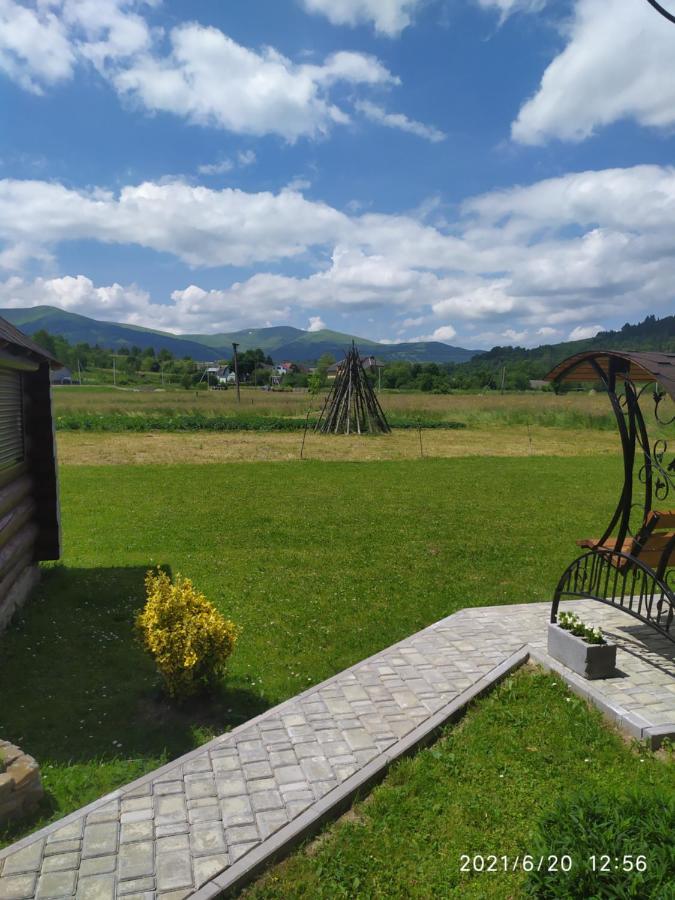 Карпатські Зорі Villa Pilipets ภายนอก รูปภาพ