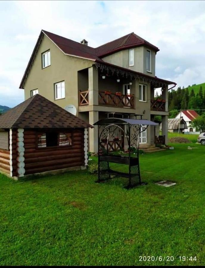 Карпатські Зорі Villa Pilipets ภายนอก รูปภาพ