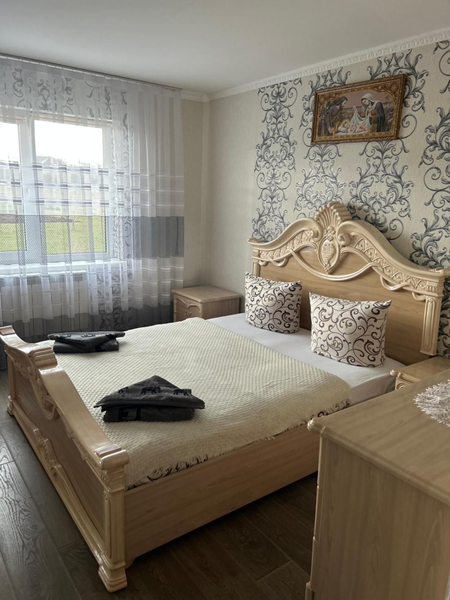 Карпатські Зорі Villa Pilipets ภายนอก รูปภาพ